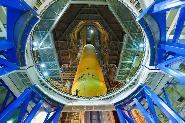 NASA image: SLS Liquid Hydrogen Tank  Test Article